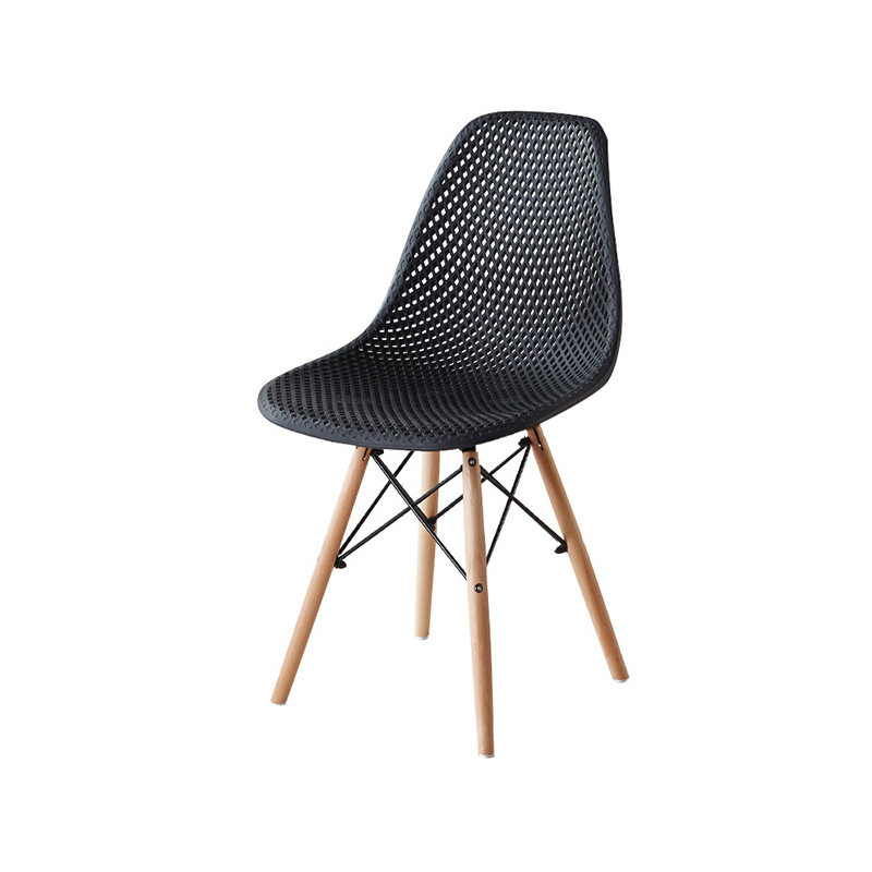 plasticchair1.jpg