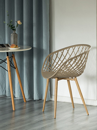 plastic chair.jpg