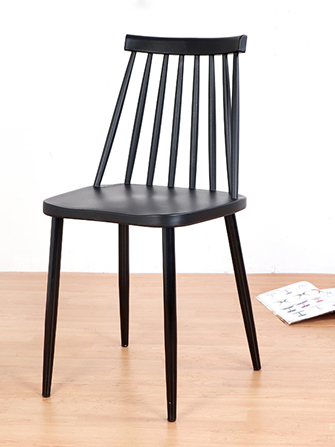 plastic chair.jpg