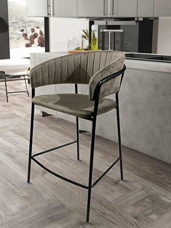 bar chair.jpg