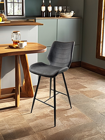 bar stools.jpg