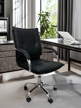 boss chair.jpg