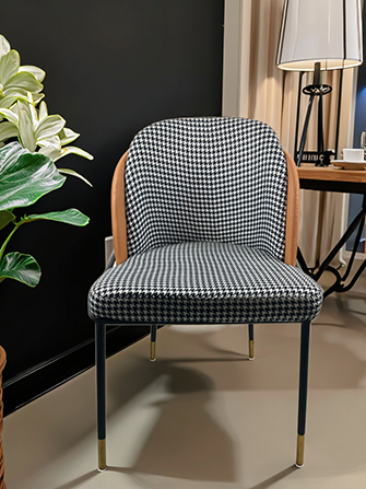 high-density sponge cushion dining chair.jpg