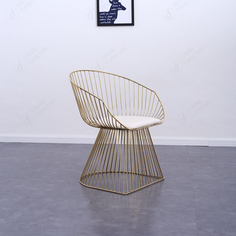 iron chair3