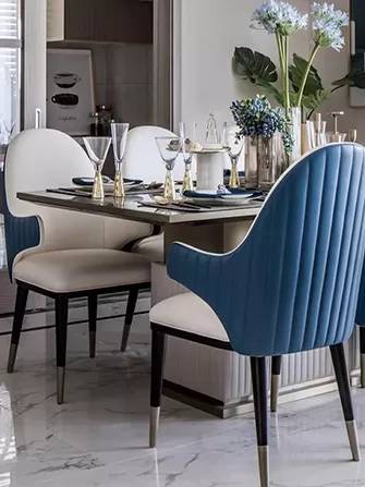 The perfect combination of comfort and style – Leather Upholstered High Back Dining Chair