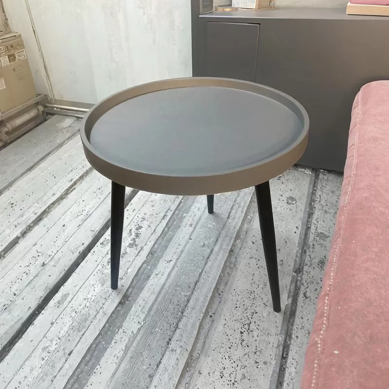 Three-legged Plastic Tabletop Small Round Table DT-P01A