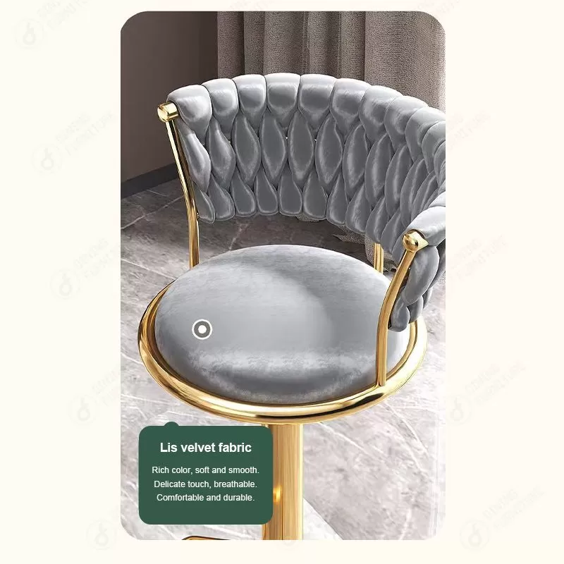 Swivel Bar Stool with Footrest